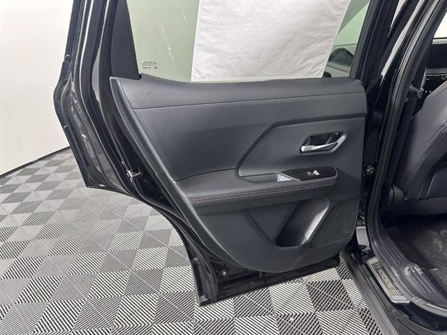 2025 Nissan Kicks SR Intelligent AWD