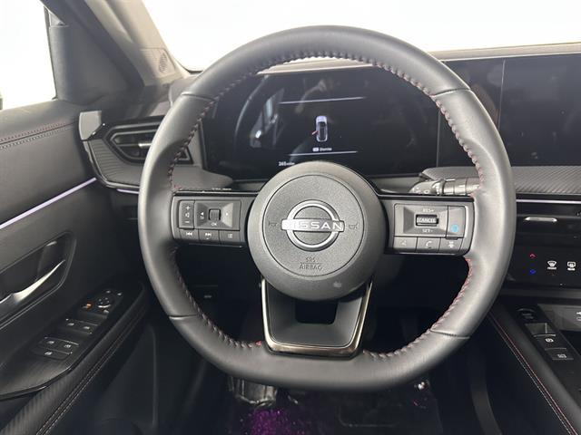 2025 Nissan Kicks SR Intelligent AWD