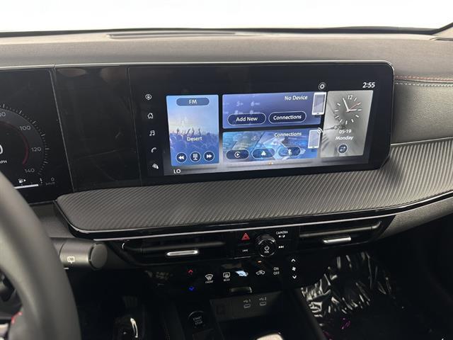 2025 Nissan Kicks SR Intelligent AWD
