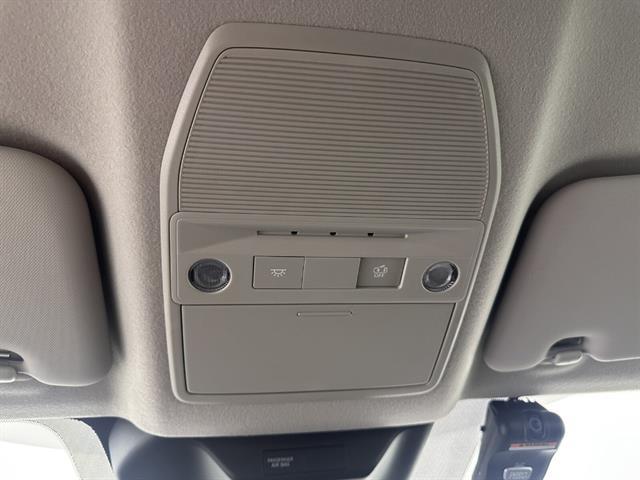 2025 Nissan Kicks SR Intelligent AWD