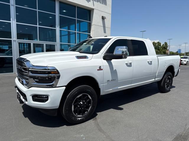 2025 RAM Ram 2500 RAM 2500 LARAMIE MEGA CAB 4X4 64 BOX