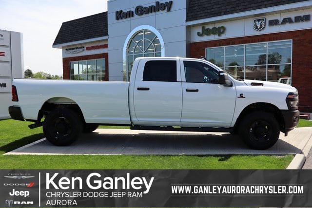 2025 RAM Ram 3500 RAM 3500 TRADESMAN CREW CAB 4X4 8 BOX