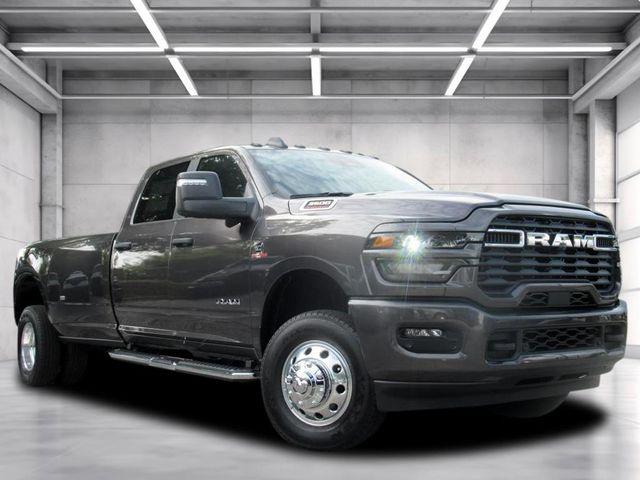 2025 RAM Ram 3500 RAM 3500 BIG HORN CREW CAB 4X4 8 BOX