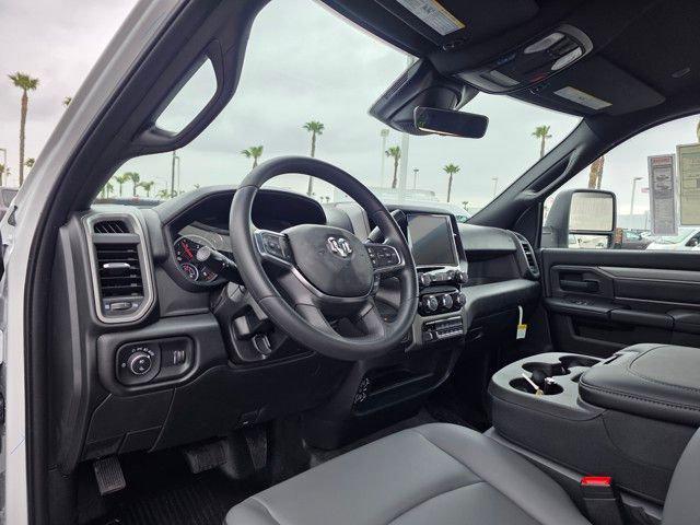 2025 Ram 4500 Chassis Tradesman/Big Horn