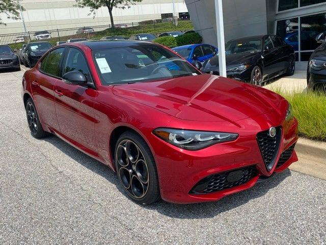 2025 Alfa Romeo Giulia GIULIA INTENSA AWD
