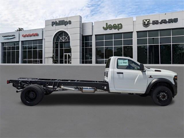 2025 RAM Ram 5500 Chassis Cab RAM 5500 TRADESMAN CHASSIS REGULAR CAB 4X4 120 CA