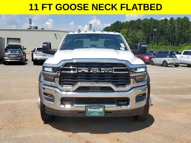 2025 RAM 5500 Chassis RAM 5500 TRADESMAN CHASSIS CREW CAB 4X4 84 CA