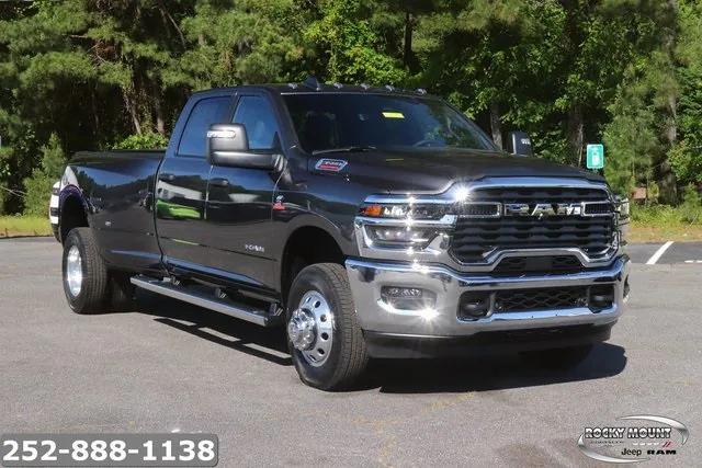 2025 RAM Ram 3500 RAM 3500 BIG HORN CREW CAB 4X4 8 BOX
