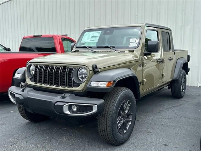 2025 Jeep Gladiator GLADIATOR SPORT S 4X4 2025 Jeep Gladiator GLADIATOR SPORT S 4X4