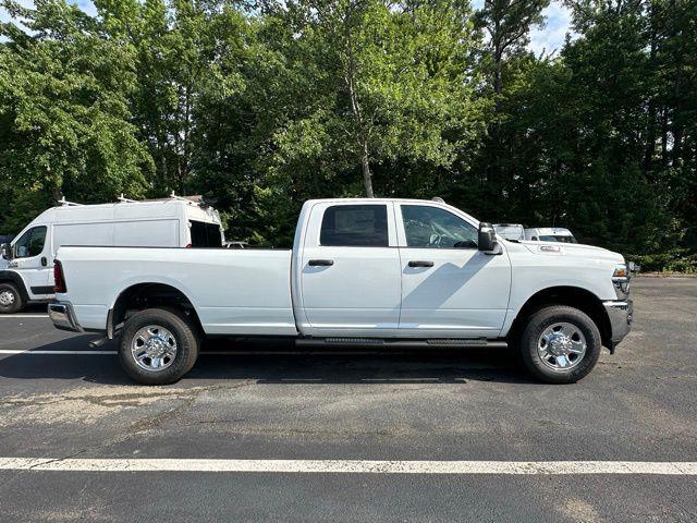 2025 RAM Ram 2500 RAM 2500 TRADESMAN CREW CAB 4X4 8 BOX