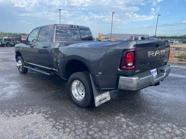 2025 RAM Ram 3500 RAM 3500 TRADESMAN CREW CAB 4X4 8 BOX