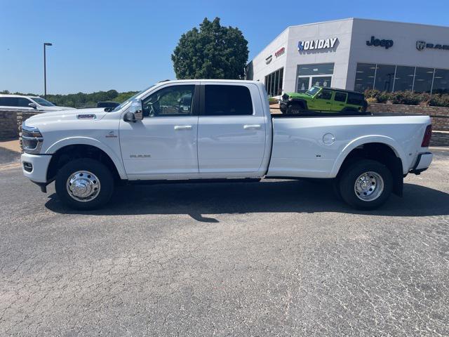 2025 RAM Ram 3500 RAM 3500 LIMITED LONGHORN CREW CAB 4X4 8 BOX