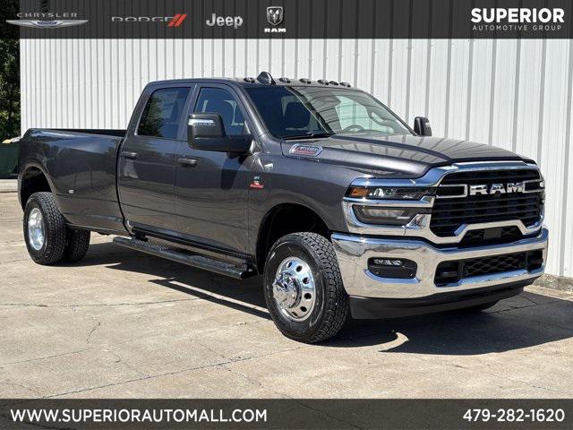 2025 RAM Ram 3500 RAM 3500 TRADESMAN CREW CAB 4X4 8 BOX