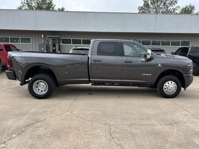 2025 RAM Ram 3500 RAM 3500 LARAMIE CREW CAB 4X4 8 BOX