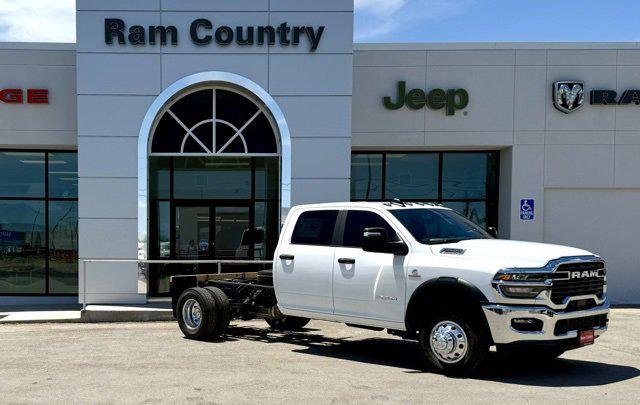 2025 RAM Ram 3500 Chassis Cab RAM 3500 BIG HORN CREW CAB CHASSIS 4X4 60 CA 2025 RAM Ram 3500 Chassis Cab RAM 3500 BIG HORN CREW CAB CHASSIS 4X4 60 CA