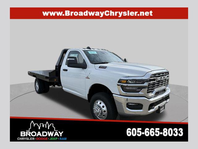 2025 RAM 3500 Chassis RAM 3500 TRADESMAN CHASSIS REGULAR CAB 4X4 84 CA