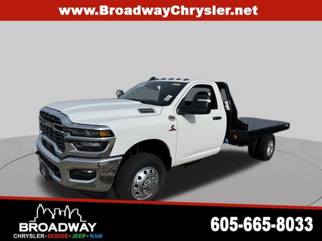 2025 RAM 3500 Chassis RAM 3500 TRADESMAN CHASSIS REGULAR CAB 4X4 84 CA