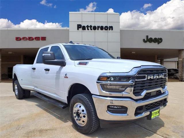 2025 RAM Ram 3500 RAM 3500 TRADESMAN CREW CAB 4X4 8 BOX