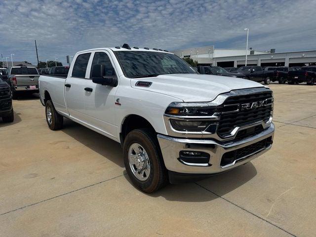 2025 RAM Ram 3500 RAM 3500 TRADESMAN CREW CAB 4X4 8 BOX