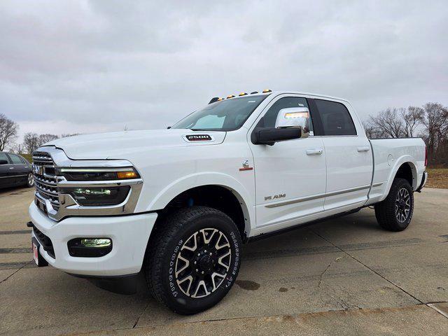 2025 RAM Ram 2500 RAM 2500 LIMITED CREW CAB 4X4 64 BOX