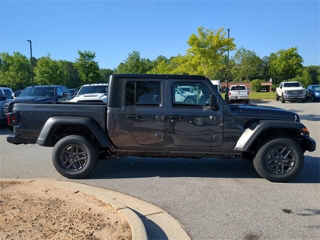 2025 Jeep Gladiator GLADIATOR SPORT S 4X4 2025 Jeep Gladiator GLADIATOR SPORT S 4X4