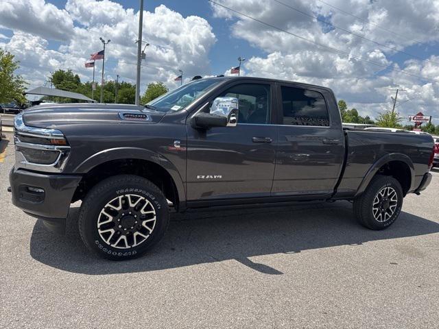 2025 RAM Ram 2500 RAM 2500 LIMITED LONGHORN CREW CAB 4X4 64 BOX