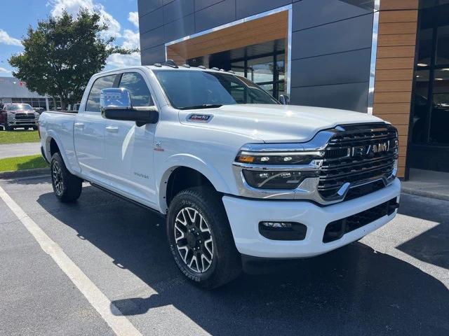 2025 RAM Ram 2500 RAM 2500 LIMITED LONGHORN CREW CAB 4X4 64 BOX