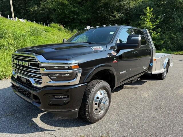 2025 RAM Ram 3500 Chassis Cab RAM 3500 BIG HORN CREW CAB CHASSIS 4X4 60 CA