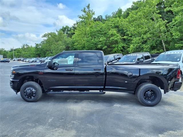 2025 RAM Ram 3500 RAM 3500 BIG HORN CREW CAB 4X4 8 BOX