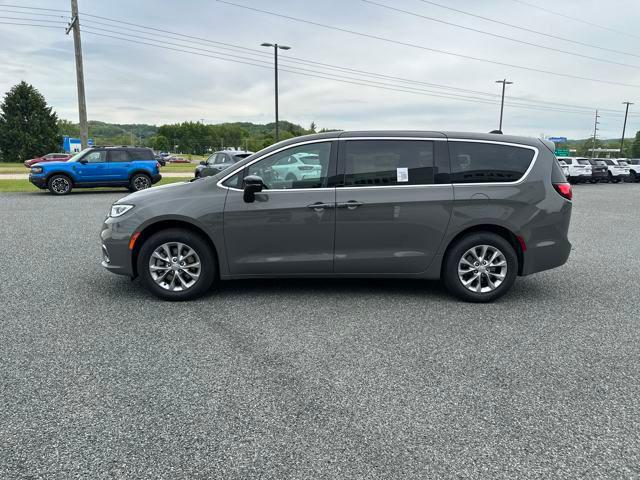 2025 Chrysler Pacifica PACIFICA SELECT AWD