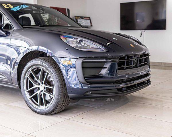 2023 Porsche Macan Base
