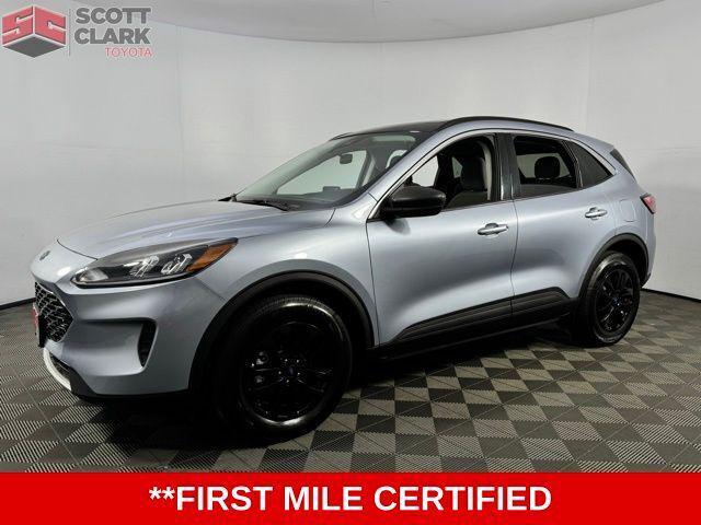 2022 Ford Escape SE Hybrid