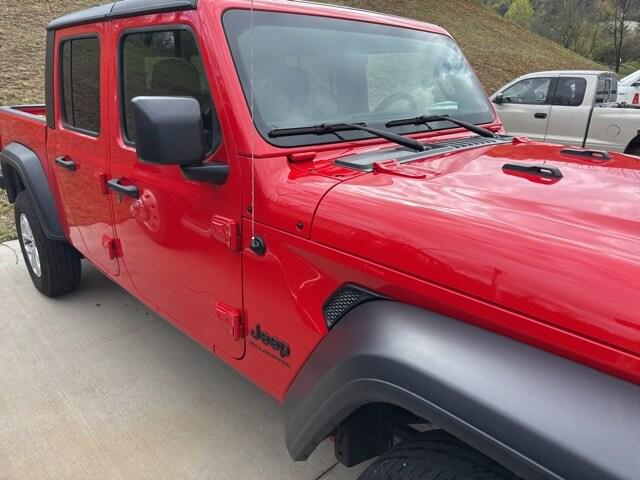 2023 Jeep Gladiator Sport S 4x4