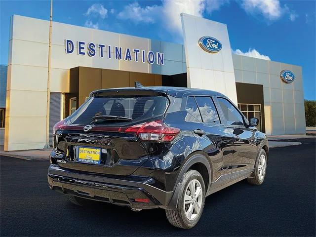 2023 Nissan Kicks S Xtronic CVT