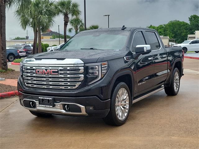2022 GMC Sierra 1500 4WD Crew Cab Short Box Denali