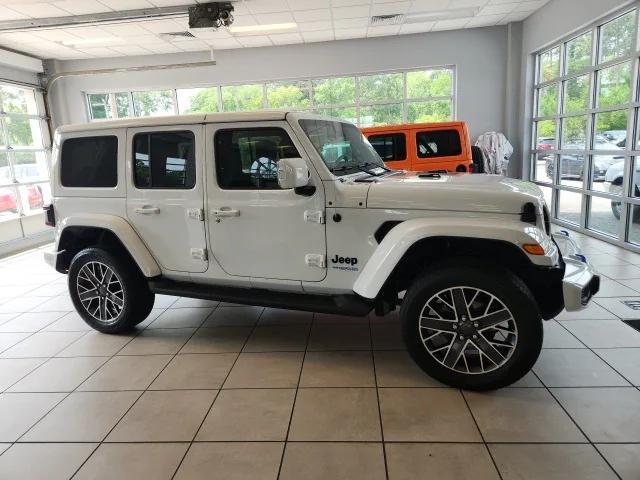 2022 Jeep Wrangler 4xe Unlimited High Altitude 4x4
