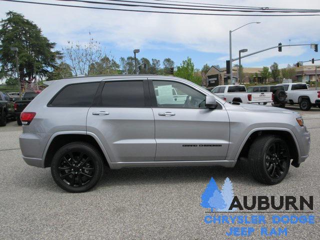 2021 Jeep Grand Cherokee Laredo X 4x4