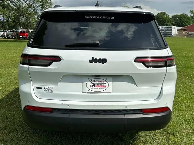 2022 Jeep Grand Cherokee L Altitude 4x2