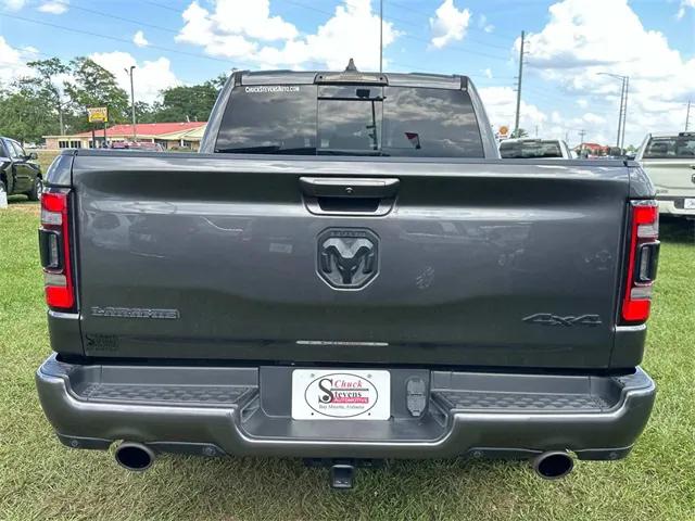 2022 RAM 1500 Laramie Crew Cab 4x4 57 Box