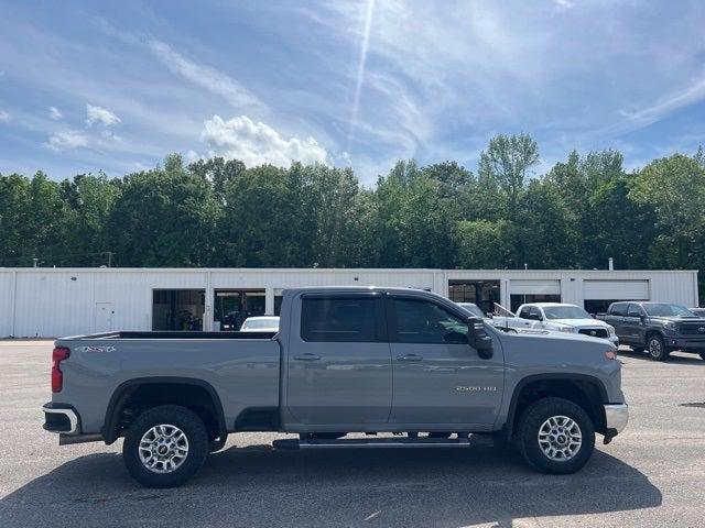 2024 Chevrolet Silverado 2500HD 4WD Crew Cab Standard Bed LT