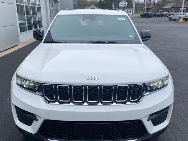 2025 Jeep Grand Cherokee GRAND CHEROKEE LAREDO 4X4