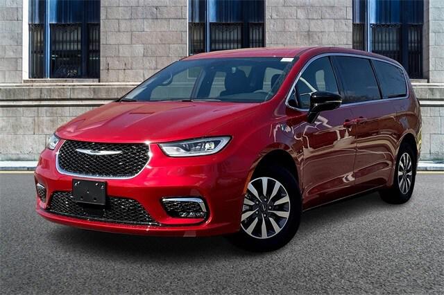 2025 Chrysler Pacifica Hybrid PACIFICA PLUG-IN HYBRID SELECT