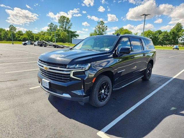 2023 Chevrolet Suburban 4WD LT