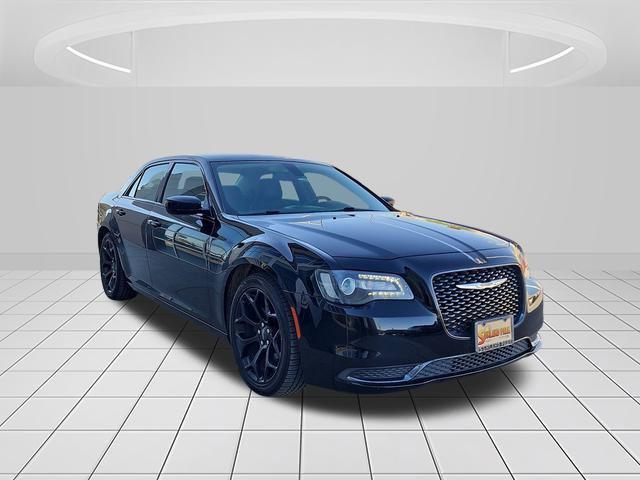 2019 Chrysler 300 Touring