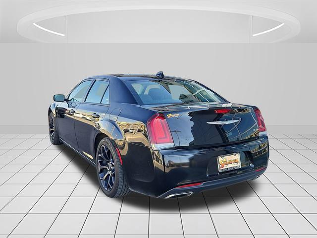 2019 Chrysler 300 Touring