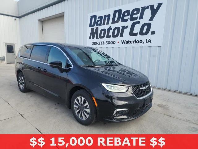 2025 Chrysler Pacifica Hybrid PACIFICA PLUG-IN HYBRID SELECT