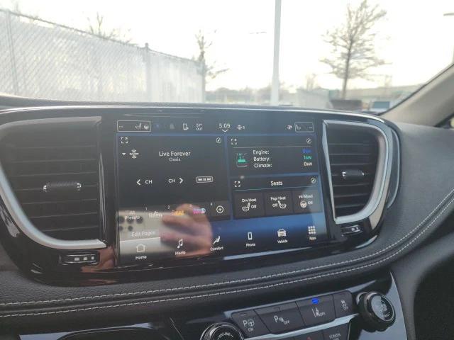 2025 Chrysler Pacifica Hybrid PACIFICA PLUG-IN HYBRID SELECT