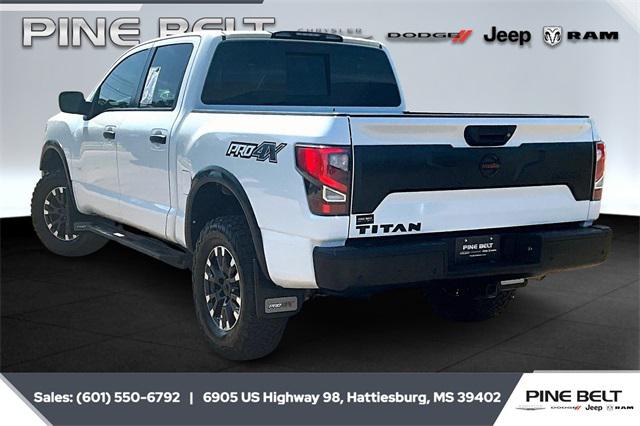 2021 Nissan TITAN Crew Cab PRO-4X 4x4