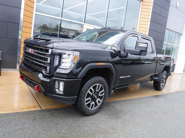 2022 GMC Sierra 2500HD 4WD Crew Cab Standard Bed AT4