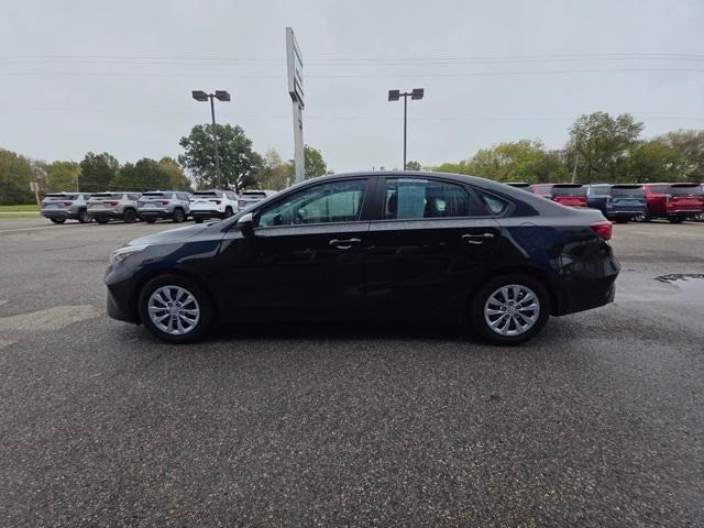 2023 Kia Forte LX 2023 Kia Forte LX